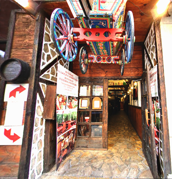 entrance izbi
